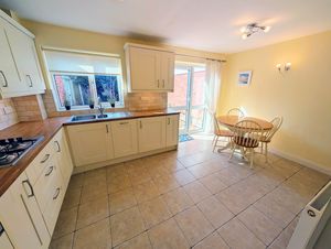 Photo 6- click for photo gallery